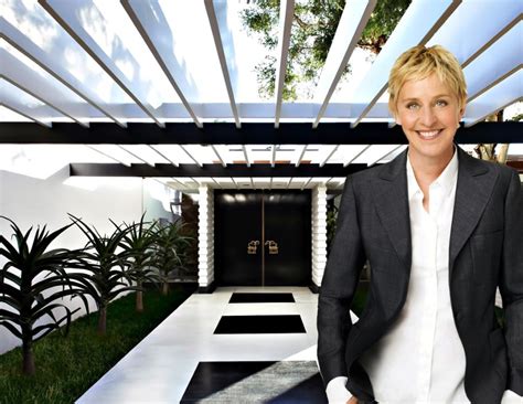 To the right is pictures of ellen degeneres's house in ca. Ellen DeGeneres's House
