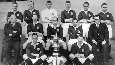 Arsenal win their first major trophy | History | News | Arsenal.com