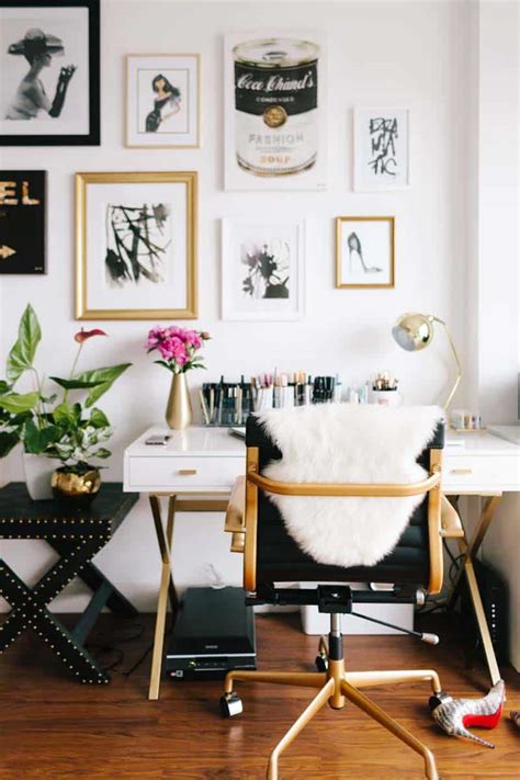 These office decor ideas will make your workspace more productive and inviting. Most Fashionable Home Offices for Cool Telecommuters