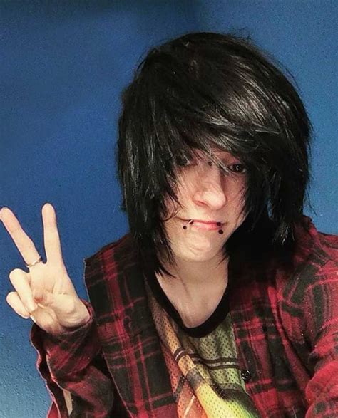 40 Best Emo Hairstyles For Guys To Fit Your Edgy Personality In 2021