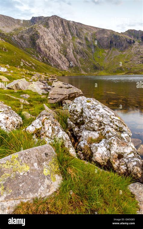 Llyn Idwal Lake Snowdonia National Park Wales Lies Within Cwm Idwal In