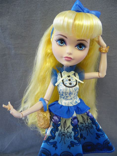 Christina Articulates Just Right Ever After High Blondie Lockes