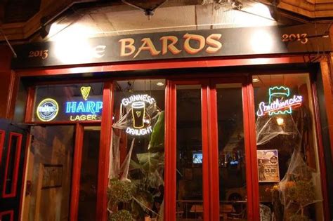 The Bards In Rittenhouse For Nearly 25 Years Closes