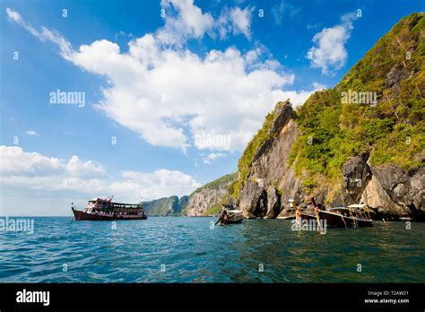 Koh Mook Emerald Cave Thailand Hi Res Stock Photography And Images Alamy