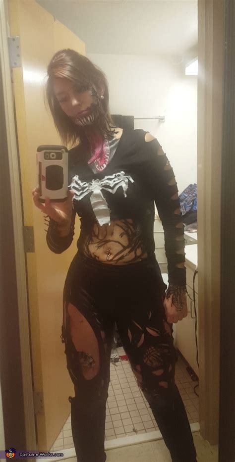 Glow In The Dark Lady Venom Costume How To Guide