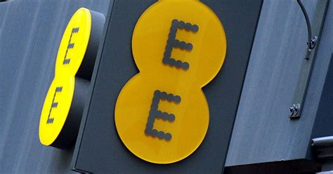 Ee Limited Mobile Network Outage Means Many Users Cant Make Or Receive