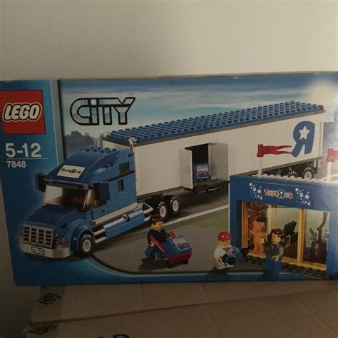 Lego 7848 Toys R Us Truck Not Good Box Condition Puket Stores