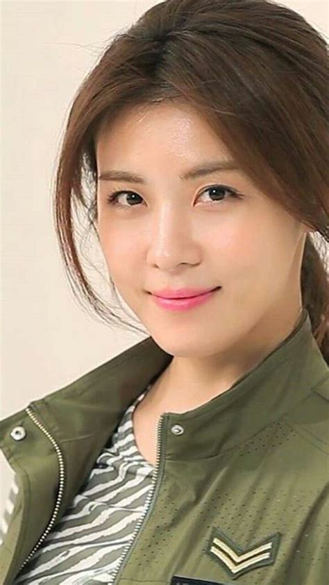 As a result, the actress cancelled many upcoming scheduled events one of which she was scheduled to. Ha Ji Won Photo Collections ...【2019】 | コリアンビューティー、韓国女優、ハジウォン