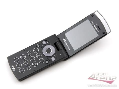 Sony Ericsson W980 Pictures Official Photos