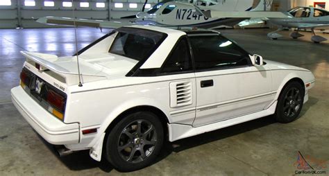 Toyota Mr2 White With Ground Effects