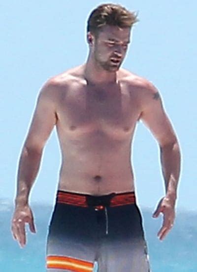 Justin Timberlake 2014 Shirtless Bracket Popsugar Celebrity Photo 34