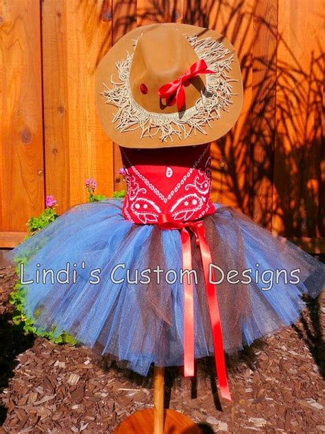 This year i decided to be a mermaid for halloween. 30 best images about DIY pageant dress on Pinterest | Cowgirls, Mini top hats and Diy dress