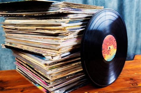 How To Clean Vinyl Records The Ultimate Guide Musician Wave