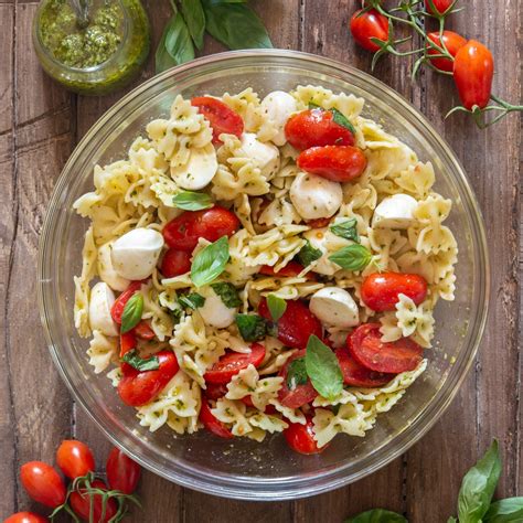 Italian Caprese Pasta Salad Recipe An Italian In My Kitchen