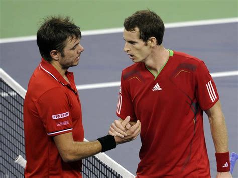 Andy Murray Holds Off Stanislas Wawrinka Challenge The Independent
