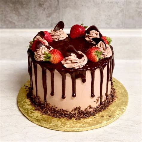 strawberry black forest cake cake delivery delhi yummy cake