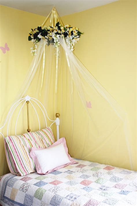 Mosquito Net And Flowers Girls Bed Canopy Canopy Bed Diy Bed Canopy