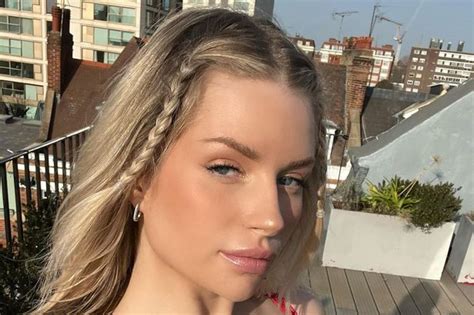 OnlyFans Lottie Moss Shows Off Hourglass Figure In Tiny Bikini That
