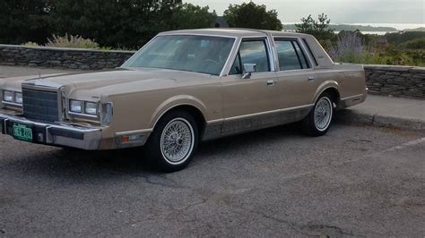 Lighting the way with andy to and the lincoln corsair, featuring available jeweled. 1988 Lincoln Town Car for sale #2299182 - Hemmings Motor News