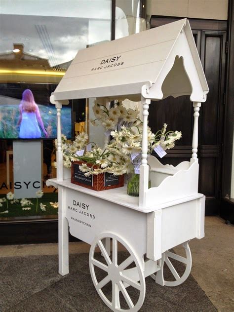 Daisy Marc Jacobs Pop Up Tweet Shop London With Images