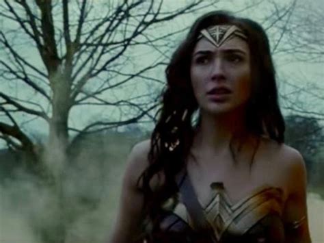 Watch Wonder Woman Fight Fiercely In First Footage From Upcoming Film Gal Gadot Wonder Woman