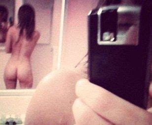 Scarlett Johansson S Stolen Bare Bottom Photos Spark Cheeky New