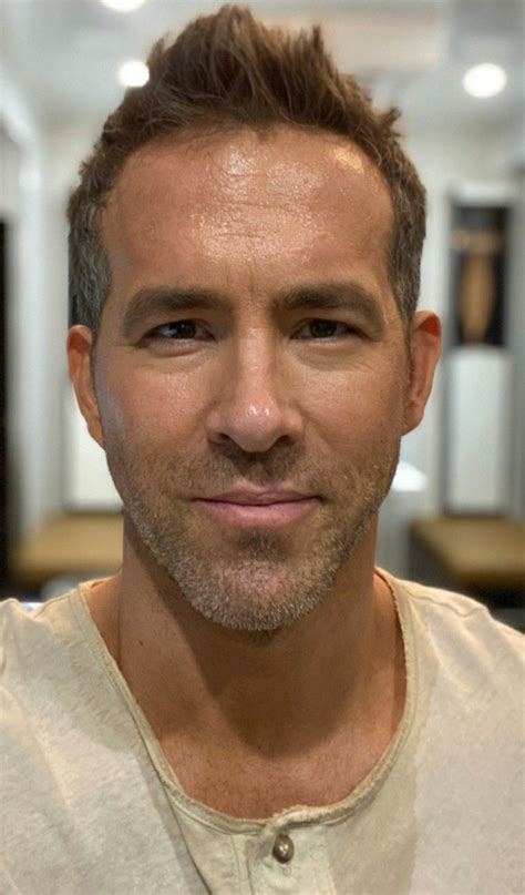 Ryan Reynolds Most Beautiful Man It Cast Actors Actor