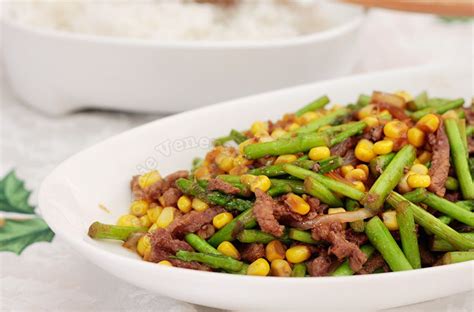 Beef, chili powder, black pepper, finely chopped onion, ground beef and 12 more aip taco meat autoimmune wellness granulated garlic, ground beef, ground ginger, dried oregano and 3 more 10-minute beef, asparagus and corn stir fry | Vegetable recipes, Asparagus recipe, Beef recipes