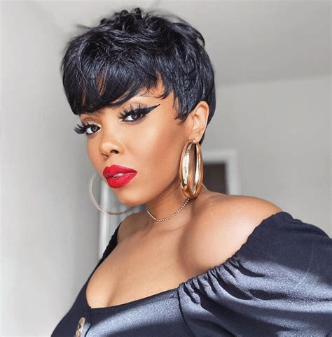 Hottest Short Hairstyles For Beautiful Black Women In