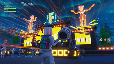 Change to your favorite region above! Marshmello Performs Legendary Concert Set, Leads Epic ...