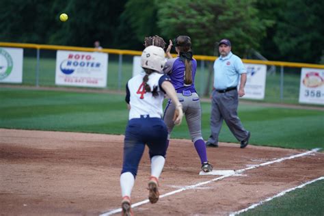 Clarksville High Wins Opening Round Of State Softball Tournament