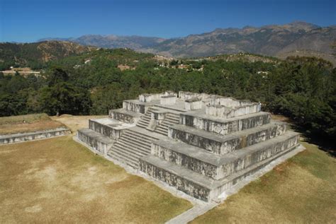 Ruinas Mayas M S Fascinantes De Guatemala Seg N Touropia