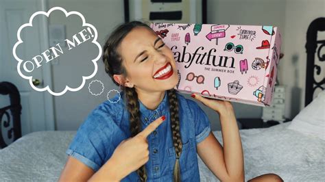 what s in the box fabfitfun summer unboxing youtube