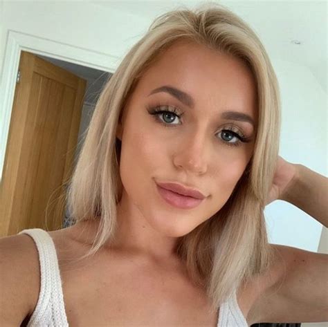 Pornstar Elle Brooke Responds To Sheffield Utd Star Oli Mcburnie S S