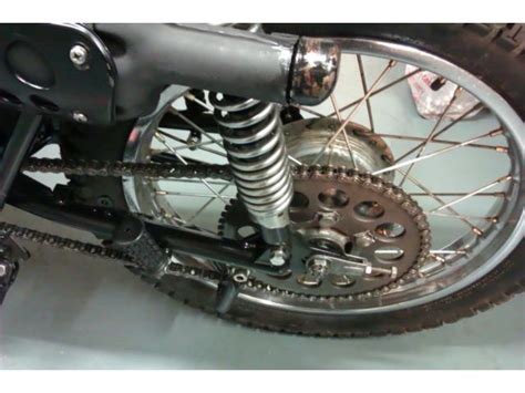Kawasaki kx 125 2002 po remoncie zamiana za zarejestrowane 125 lub enduro 4t kawe posiedem od wakacji przywiozlem ją z wloch robiona pod siebie nie na handel 0 mth po remoncie! Kawasaki F6 125 Enduro 1971