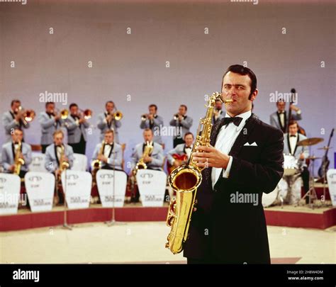 Max Greger Deutscher Saxophonist Big Band Leader Und Jazz Musiker