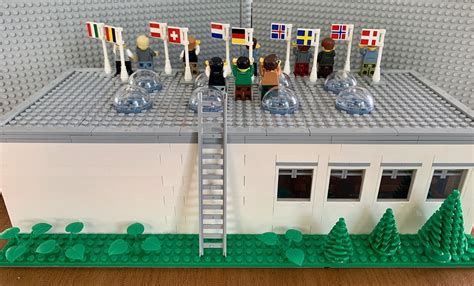 10lego System House 4000034 Rear Of Building With