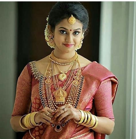 Pin By South Wedding Ideas On Brides Of India Kerala Bride Indian Bridal Fashion Hindu Bride