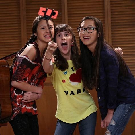 Disney Channel Tomorrow Paige And Frankie Meet Their Superfan Are You