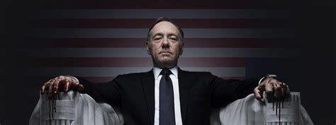 House of cards follows a similar structure every season, giving us a premiere that's compelling, followed by 10 or so episodes of those compelling stories being drawn out for way too long, and then finally a finale that sets up the next season's story lines. "HOUSE OF CARDS 2", FINALE DI STAGIONE: IL POTERE DEL MALE - Ciak Magazine
