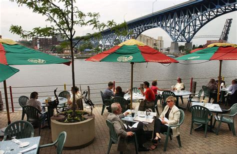 25 Restaurants From Clevelands Past We Really Miss