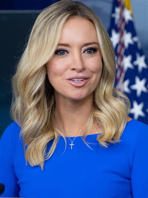 Donald Trumps Press Secretary Kayleigh Mcenany Looks ‘completely Different Au