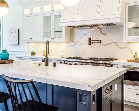 Classic Touch White Marble Look Quartz Counters