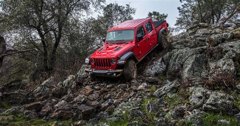 The Jeep Gladiator Pickup Is An Off Roading Tough Mudder Wired