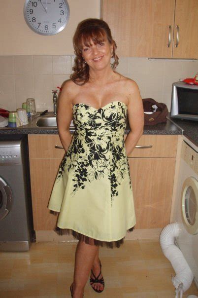 Shirl From Plymouth Is A Local Milf Looking For A Sex Date