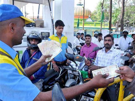Iran — due to the iranian revolution of 1979, there was a steep decline in the production of oil that iran would have otherwise exported globally. Fuel Shortage In Pakistan: पाकिस्तान में हो रही पेट्रोल ...