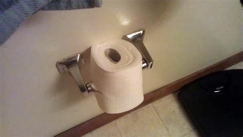 Toilet Paper Youre Doing It Wrong Know Your Meme