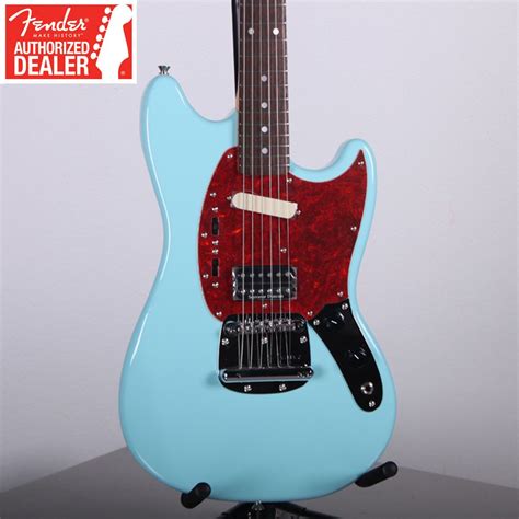2013 fender kurt cobain mustang in sonic blue! Kurt Cobains Fender Mustang in Sonic Blue