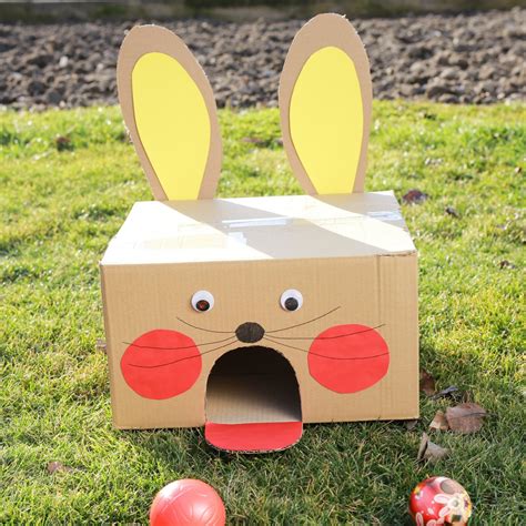 Fun Easter Bunny Cardboard Box Ball Game Detailed Edge