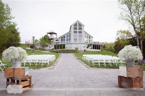 Gorgeous Outdoor Winery Wedding Venue In Central Missouri The Les